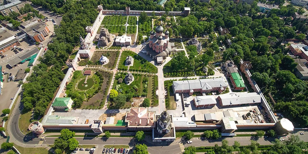 Donskoy Monastery in Moscow