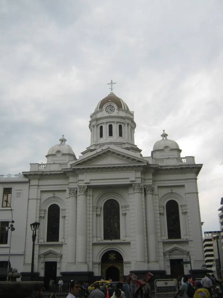 This is a photo of a Colombian monument identified by the ID