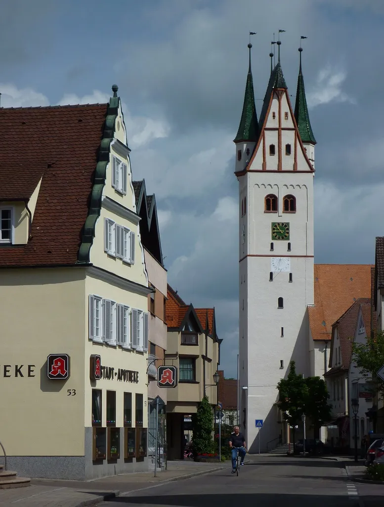Dietenheim - Kirchturm St. Martin.jpg