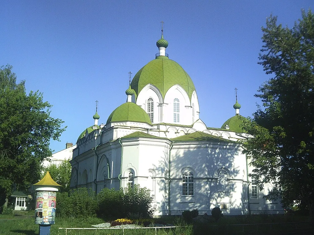 Церковь сретения крестовоздвиженского прихода (Ярославская область, Рыбинск, ленина пр.)