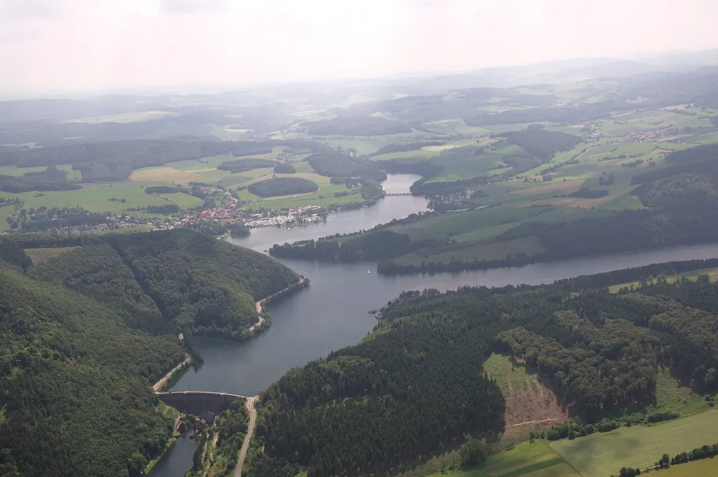 Fotoflug Sauerland-Ost: Diemelsee The production, editing or release of this file was supported by the Community-Budget of Wikimedia Deutschland. To see other files made with the support of Wikimedia Deutschland, please see the category Supported by Wikimedia Deutschland.العربية ∙ বাংলা ∙ Deutsch ∙ English ∙ Esperanto ∙ français ∙ हिन्दी ∙ magyar ∙ Bahasa Indonesia ∙ italiano ∙ 日本語 ∙ македонски ∙ മലയാളം ∙ Bahasa Melayu ∙ Nederlands ∙ português ∙ română ∙ русский ∙ slovenščina ∙ svenska ∙ தமிழ் ∙ українська ∙ 中文 ∙ +/−