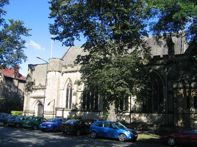 Holy Trinity Church, Beauchamp Avenue, Royal Leamington Spa. Holy Trinity was built as a proprietary chapel - a church without a parish by the Reverend John Craig, Vicar of Leamington. It opened on All Saints Day in 1847 and was inspired by portions of the Cathedral at Rouen. In 1865 a gallery was added at the west end. On the 16th November 1899, Holy Trinity finally became a parish church. The most recent major extension to the church began in 1913 when two adjacent houses were demolished to make way for a major extension to the Nave.