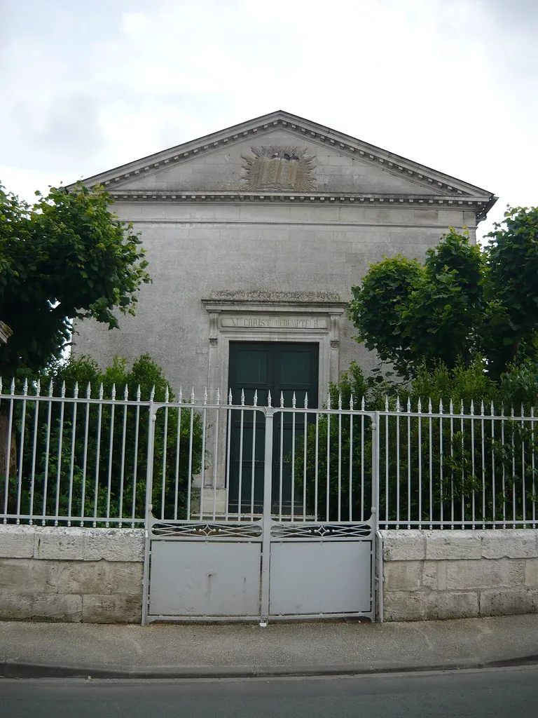 Une autre vue du Temple protestant de Gémozac (17).