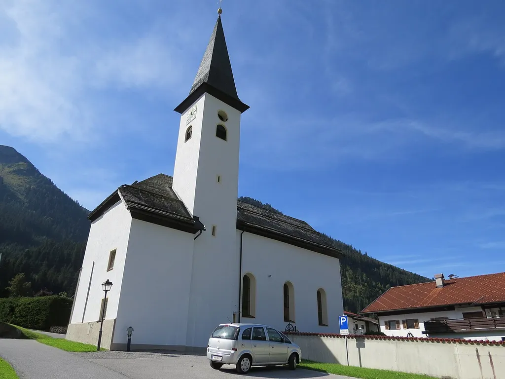 This media shows the remarkable cultural object in the Austrian state of Tyrol listed by the Tyrolean Art Cadastre with the ID 25206. (on tirisMaps, pdf, Fotoarchiv Tiroler Kunstkataster, more images on Commons, Wikidata)