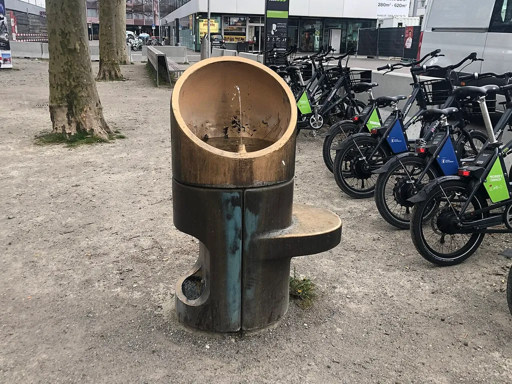 Fountain Bahnhof Altstetten