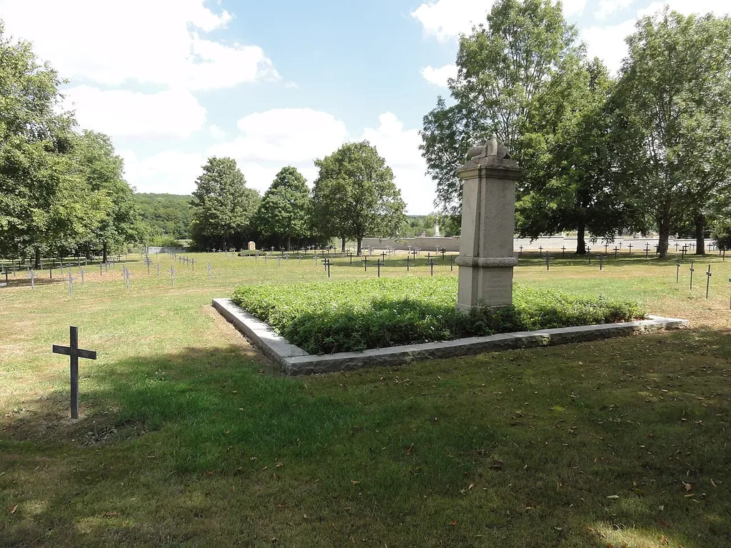 Merles-sur-Loison (Meuse) cimetière militaire allemand