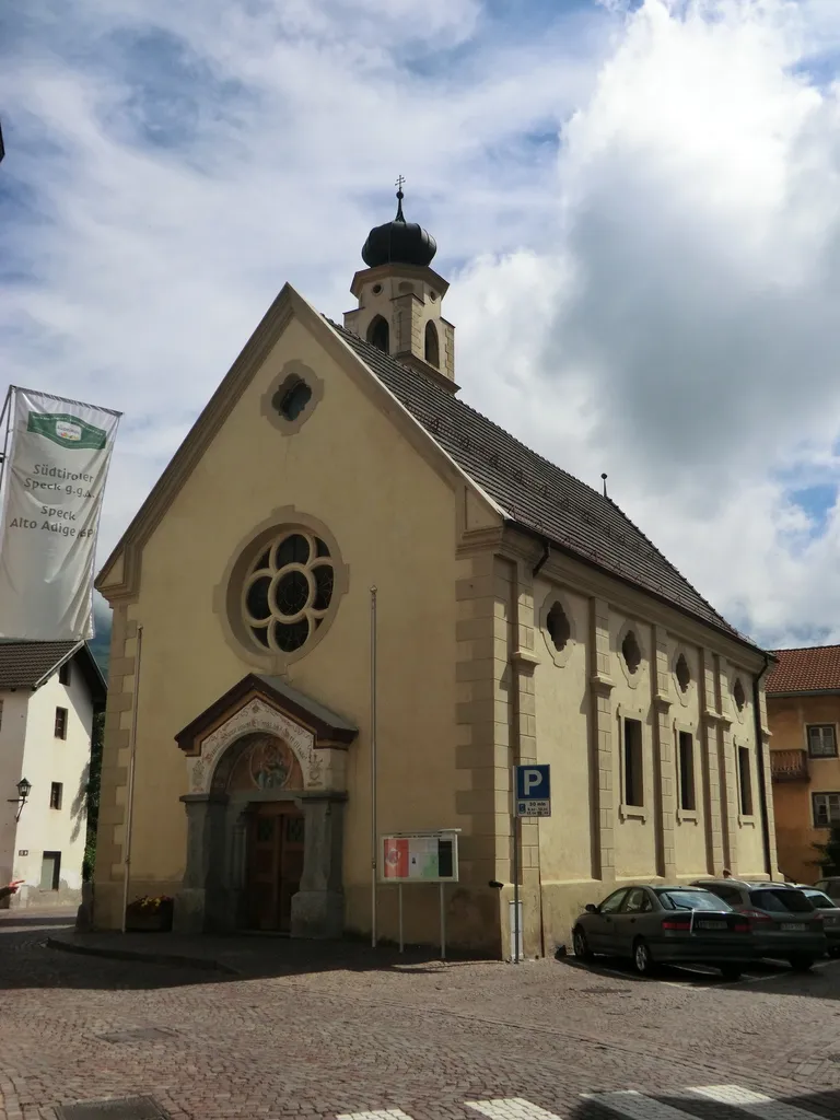 This media shows the cultural heritage monument with the number 14899 in South Tyrol. (Wikidata) Our Lady church Native name Frauenkirche/Chiesa dell'Ospedale Location Glurns/Glorenza, South Tyrol, Italy Coordinates 46° 40′ 14.7″ N, 10° 33′ 12.85″ E Authority file : Q18604651 institution QS:P195,Q18604651