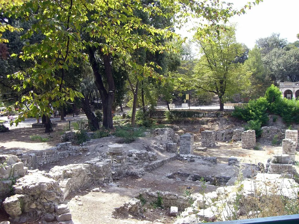 Ruines de la première cathedrale de Nice.