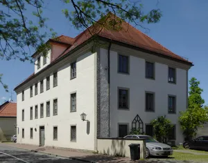 Ehemals Zehntkasten des Klosters Ettal, nach 1855 Bezirksamtsgebäude