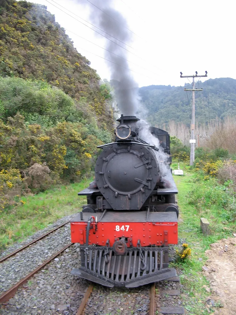 This is a photograph of the C847 locomotive in action at Silver Stream Railway in Upper Hutt, New Zealand. For more information, see https://web.archive.org/web/20200116225208/https://www.silverstreamrailway.org.nz/locomotives/c847