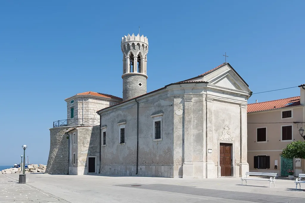 In the 17th century after an epidemic plaque the church of st. Clement´s was renamed to a Our Lady of Health Church. The church was mentioned in the 13th century already and was renewed in 1793 and 1890. 1617 the Piran lighthouse was attached at the northwest side of the church.