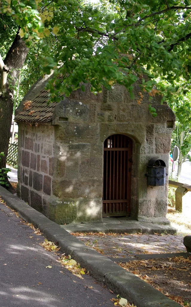 Die Burgbergkapelle (15. Jahrhundert), auch Kapelle zum Heiligen Grab, in Erlangen