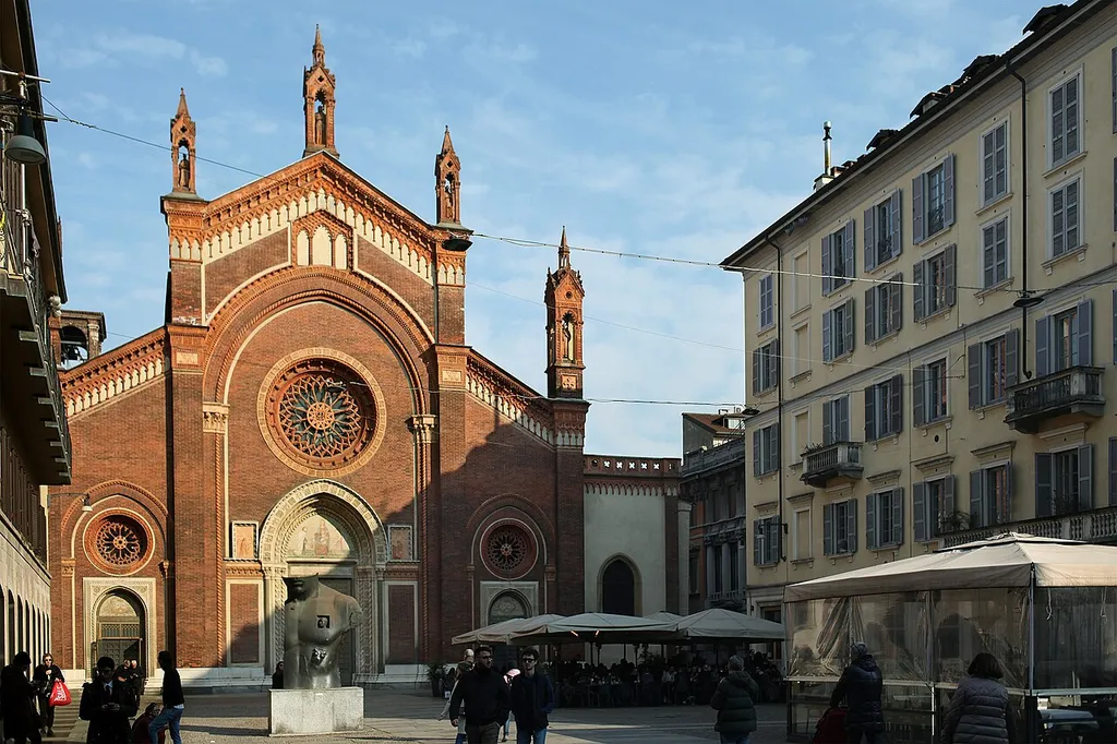 Santa Maria del Carmine, Milan