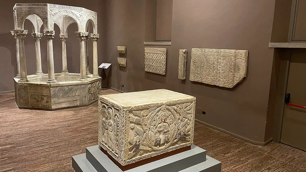 Museo cristiano e tesoro del duomo di Cividale del Friuli. Sala 1 - Sala Longobarda.