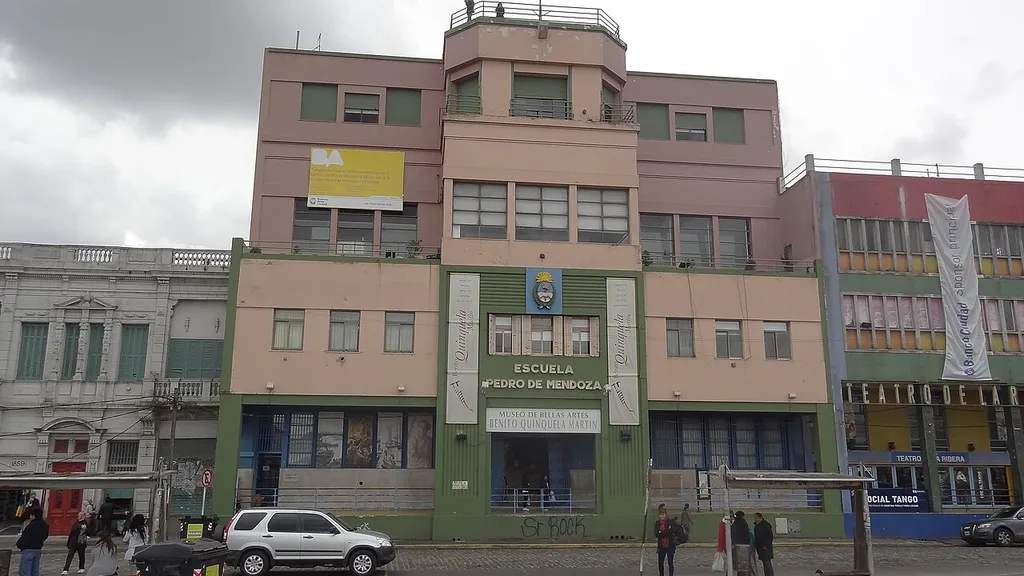 This is a photo of an Argentine monument identified by the ID