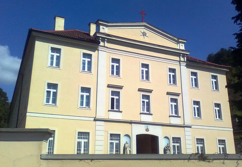 Karmelitenkloster, Graz, Gesamtansicht