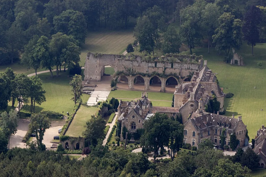 Abbaye des Vaux-de-Cernay.