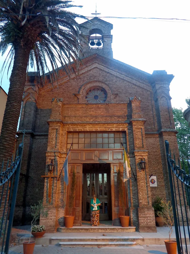 Parroquia Santa Ana, en Glew, Provincia de Buenos Aires, Argentina.