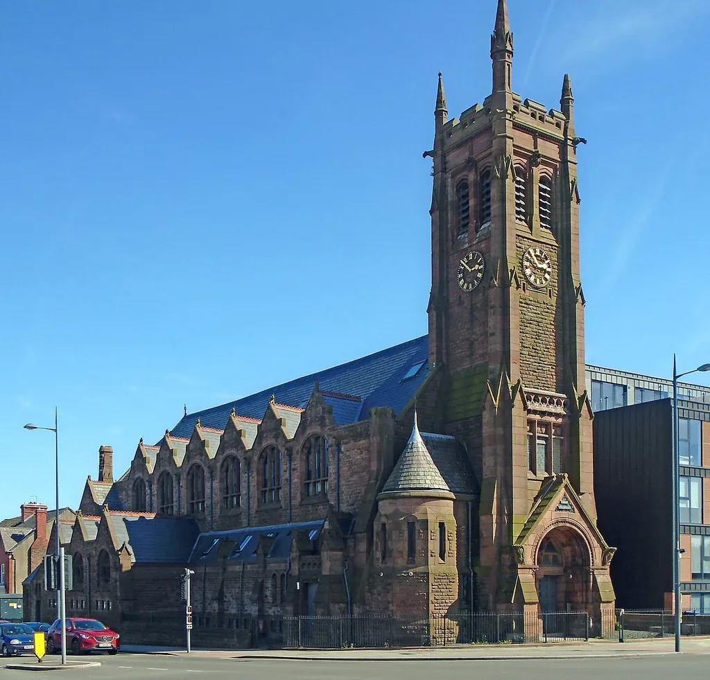 Closer view across Edge Lane junction