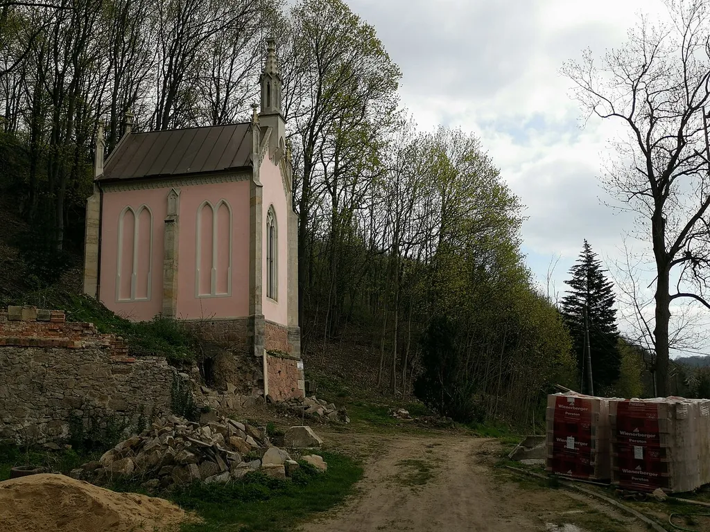 Denkmalgeschützte Kapelle an der Huttenburg in Meißen