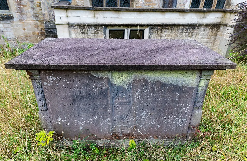 Castle Combe: CHILD TOMB IN CHURCHYARD, ABOUT 7 METRES NORTH OF NORTH AISLE OF CHURCH OF ST ANDREW