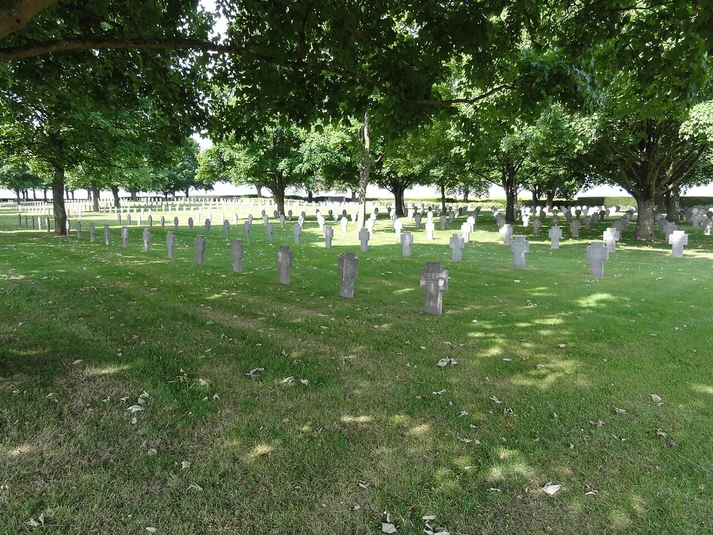 Cimetière miliaire allemand de Vauxbuin