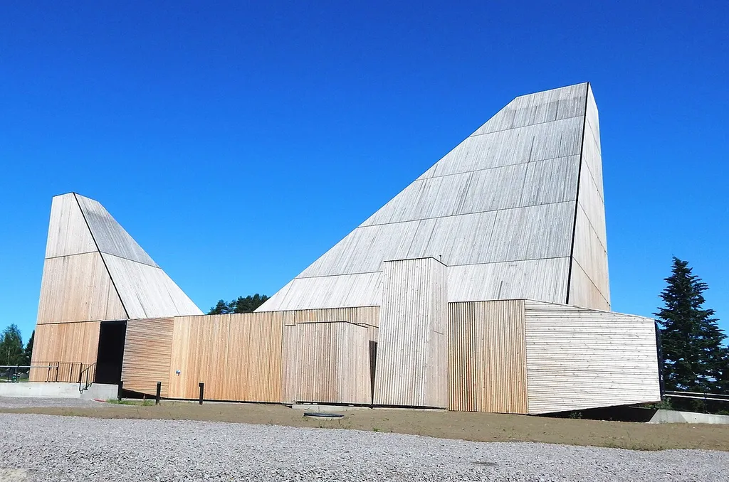 Våler kirke anno 2015