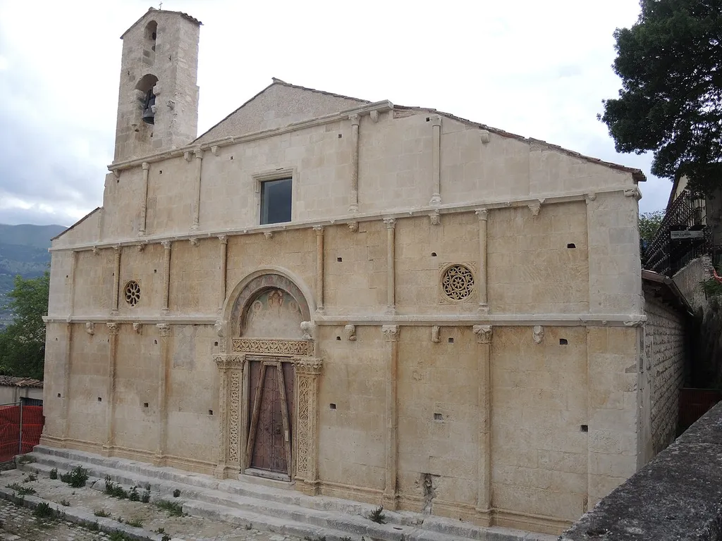 Bazzano (AQ): Chiesa di Santa Giusta