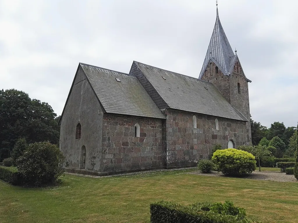 Branderup Kirke fra nordøst