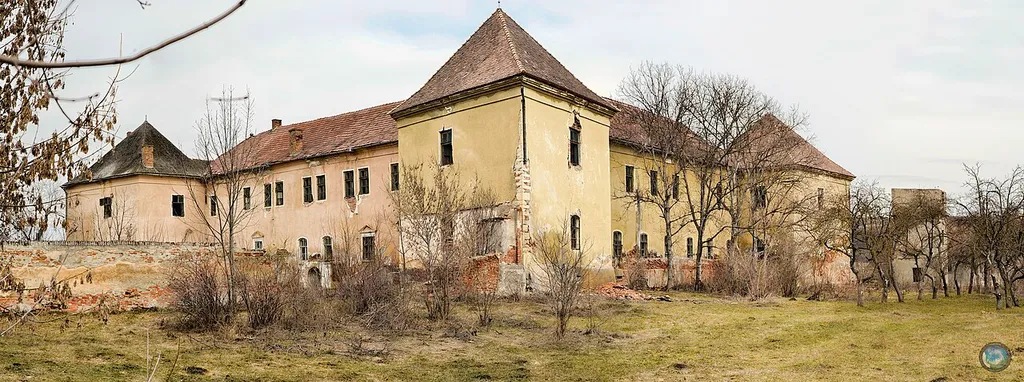 This is a photo of a historic monument in județul Mureș, classified with number MS-II-m-A-15705.