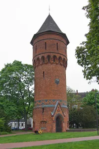 Friedrich-Ebert-Platz water tower