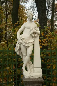 Baratta, Pietro - Allegorical statue of Fame - Summer Garden-Saint Petersburg