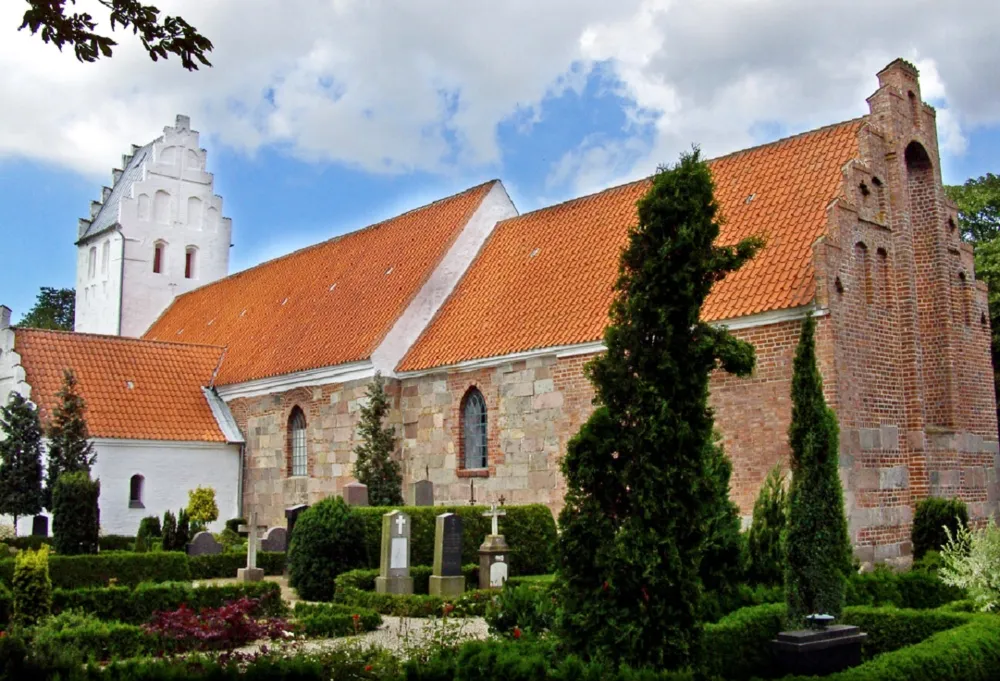 Hårslev kirke, Nordfyns, fra sydøst