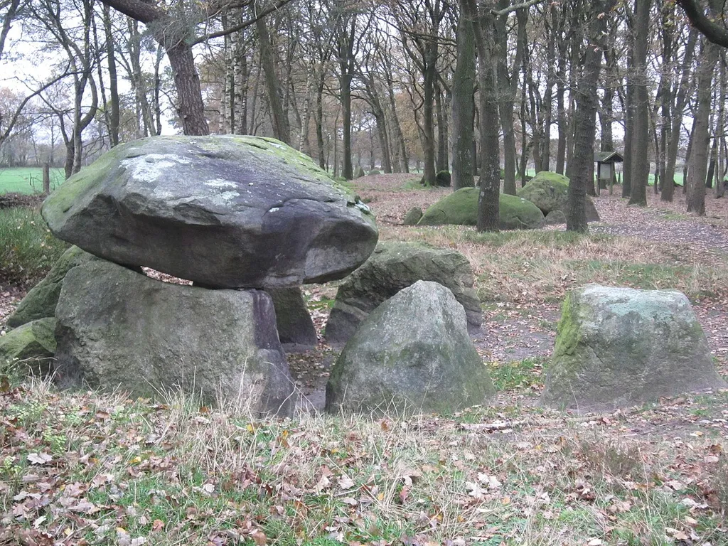 Dolmens "Bei Deymanns Mühle" in Stavern