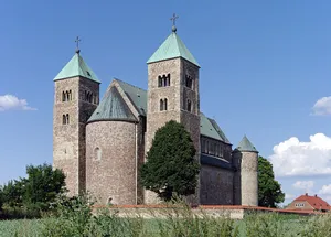 Collegiate church in Tum