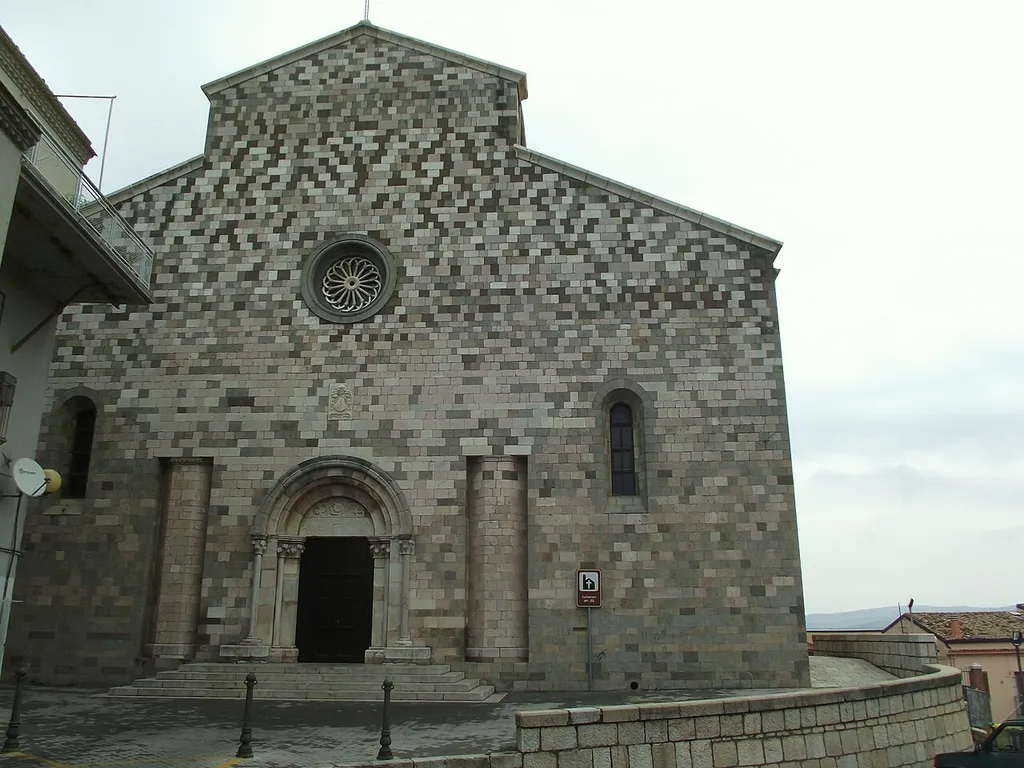 facciata della concattedrale di Rapolla