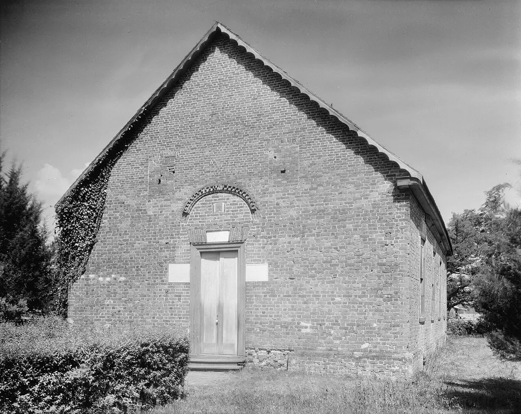 St. Thomas' Church, Bath, Beaufort County, North Carolina, by the American photographer and photojournalist Frances Benjamin Johnston, dated 1936. The 8 x 10 safety film negative is part of the Johnston archives at the Library of Congress, to which the photographer bequeathed her works in perpetuity, hence there are no restrictions on publication. Image courtesy of the Prints and Photographs Division, Library of Congress, Washington, D.C.