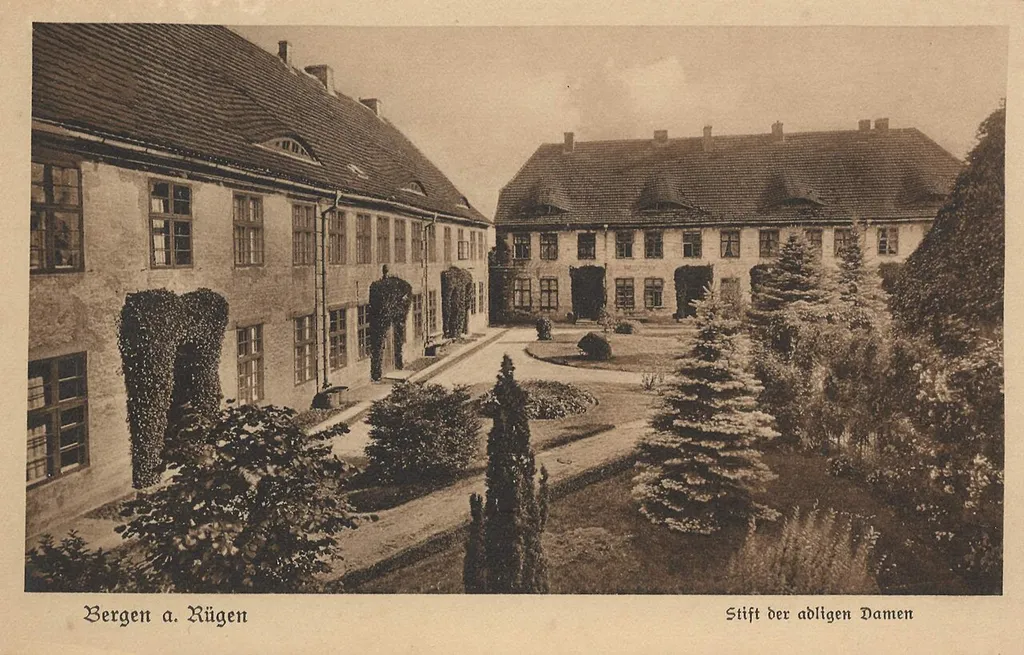 Bergen auf Rügen. Stift der adligen Damen.