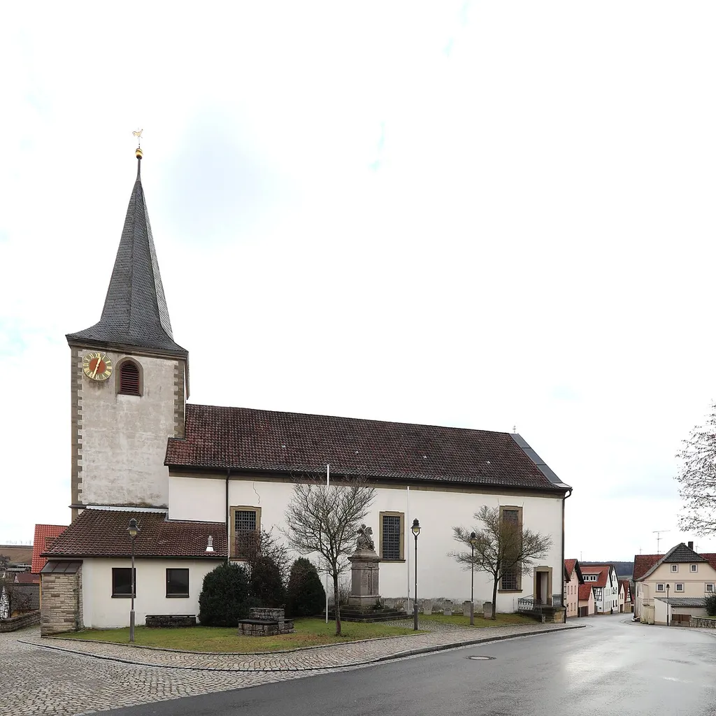 Katholische Kuratiekirche St. Maria Magdalena in Humprechtshausen