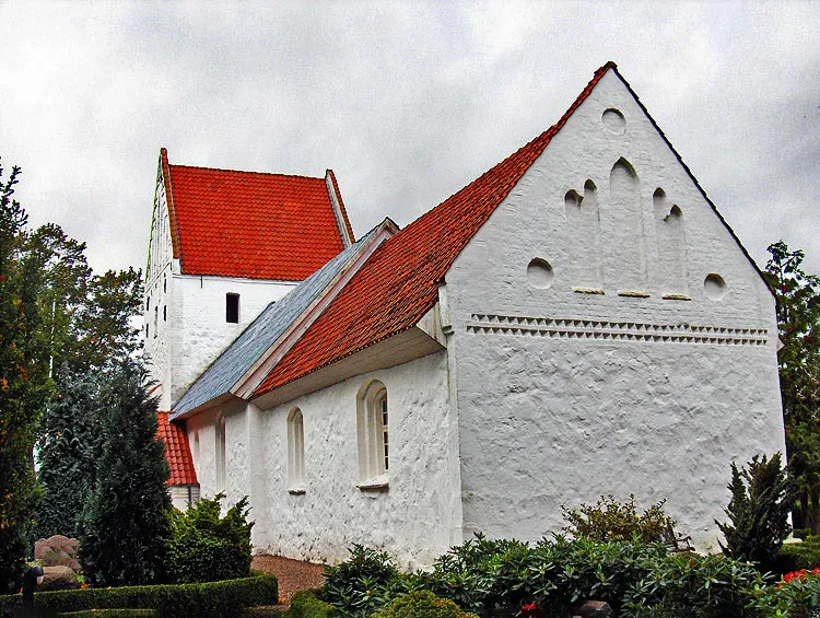 Holevad kirke (Assens) fra sydøst