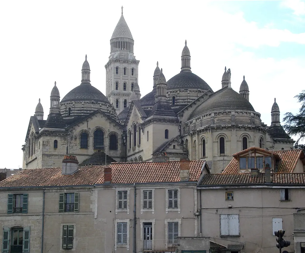 Périgueux, exterior St.Front's cathedral
