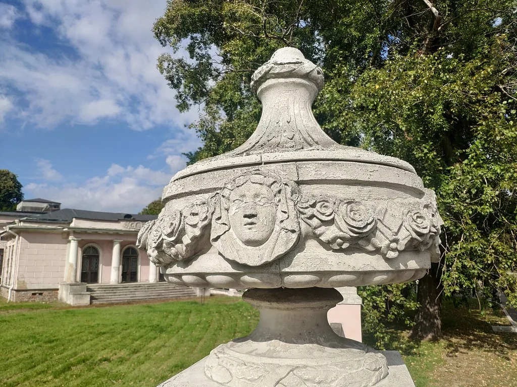 Fence of Ostankino estate
