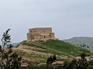 Kanzad Castle