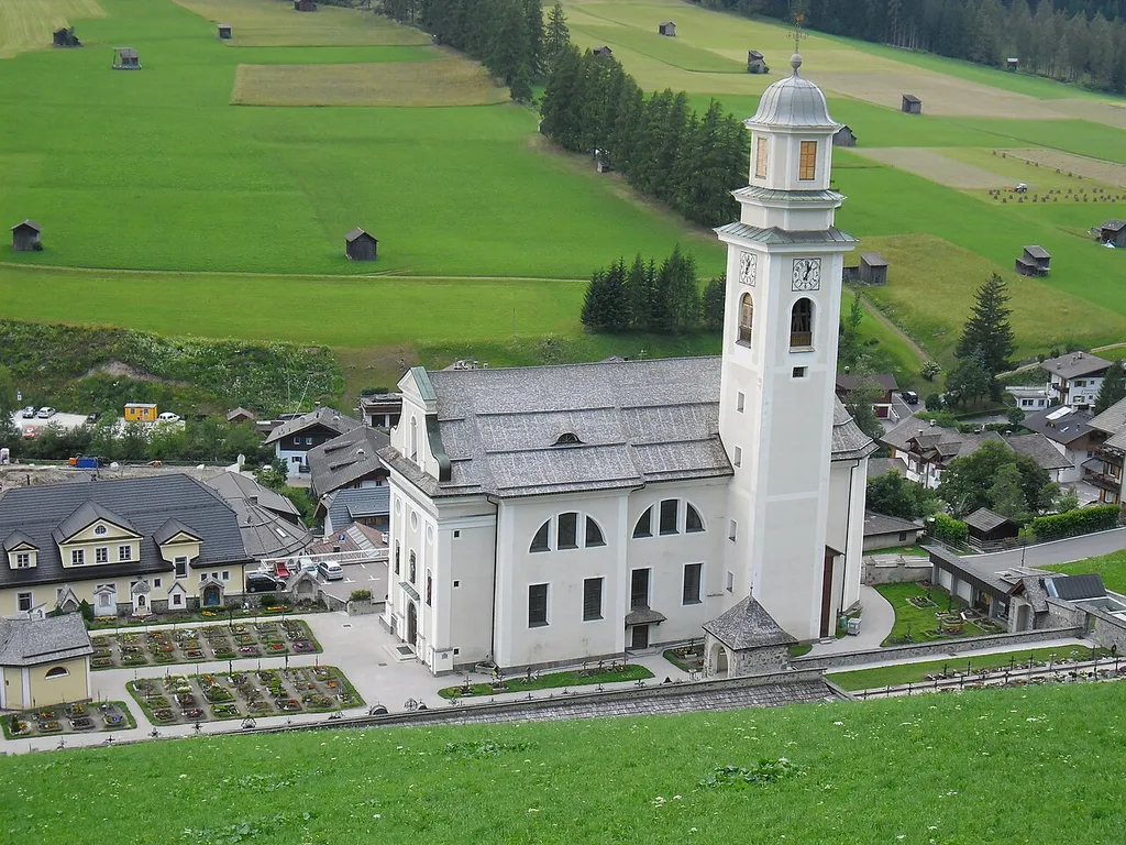 Pfarrkirche Petrus und Paulus, Sexten (Südtirol)