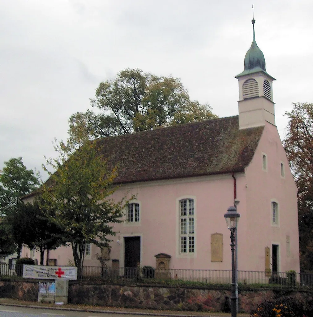 Nordwestseite der evangelisch-lutherischen Margarethenkirche in Müllheim