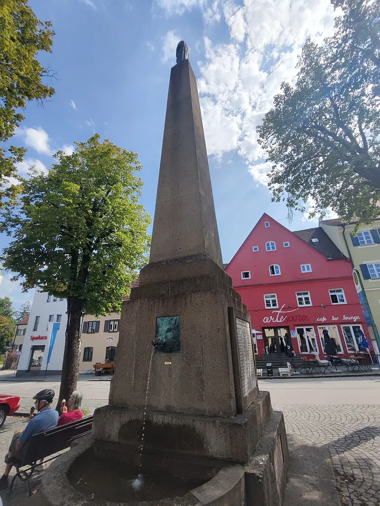 Ebersberg Marienplatz Brunnen