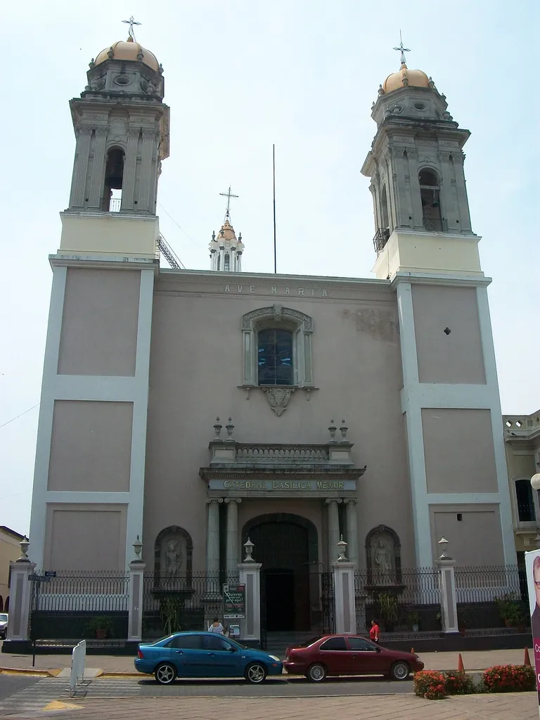 Catedral Basílica de la Ciudad de Colima, Colima, México.