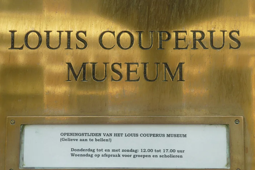 Louis Couperus Museum Den Haag, naambord