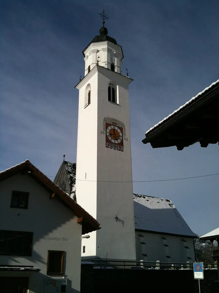 Kirchturm in Saas im Prättigau, Kanton Graubünden