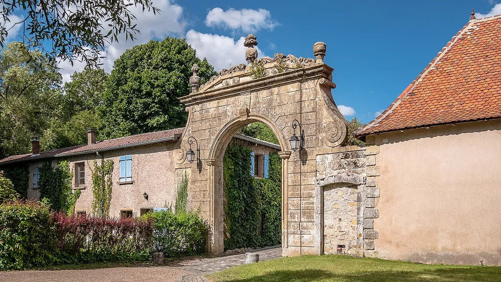 Portail d'entrée de l'abbaye de Villers-Bettnach
